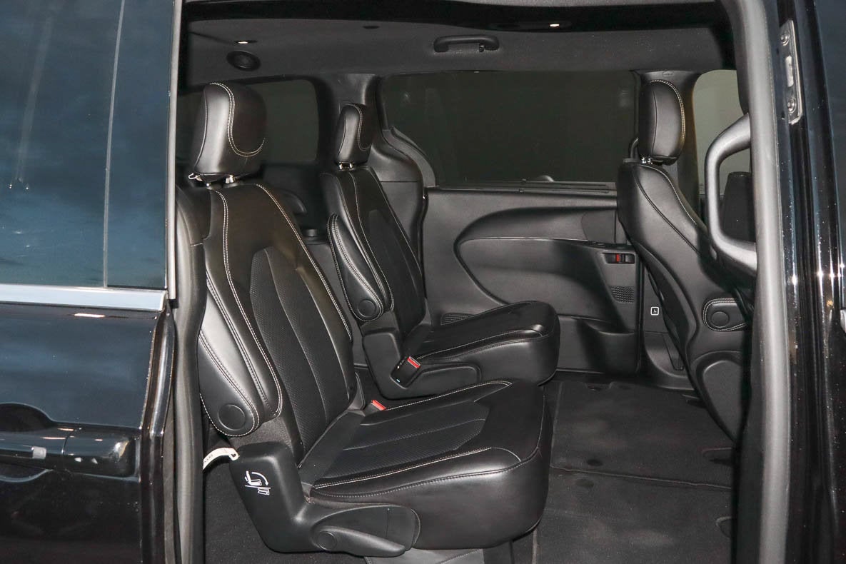 2025 Chrysler Pacifica Select FWD