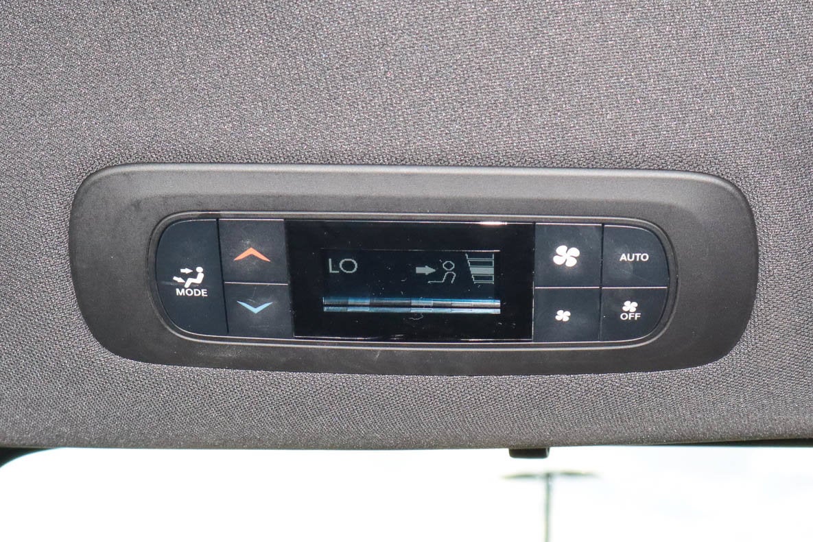 2026 Chrysler Pacifica Select FWD