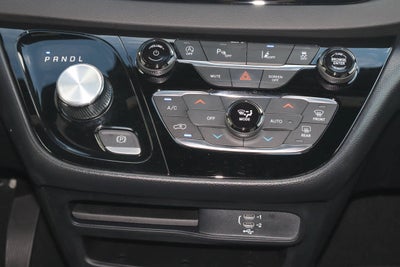 2026 Chrysler Pacifica Select FWD