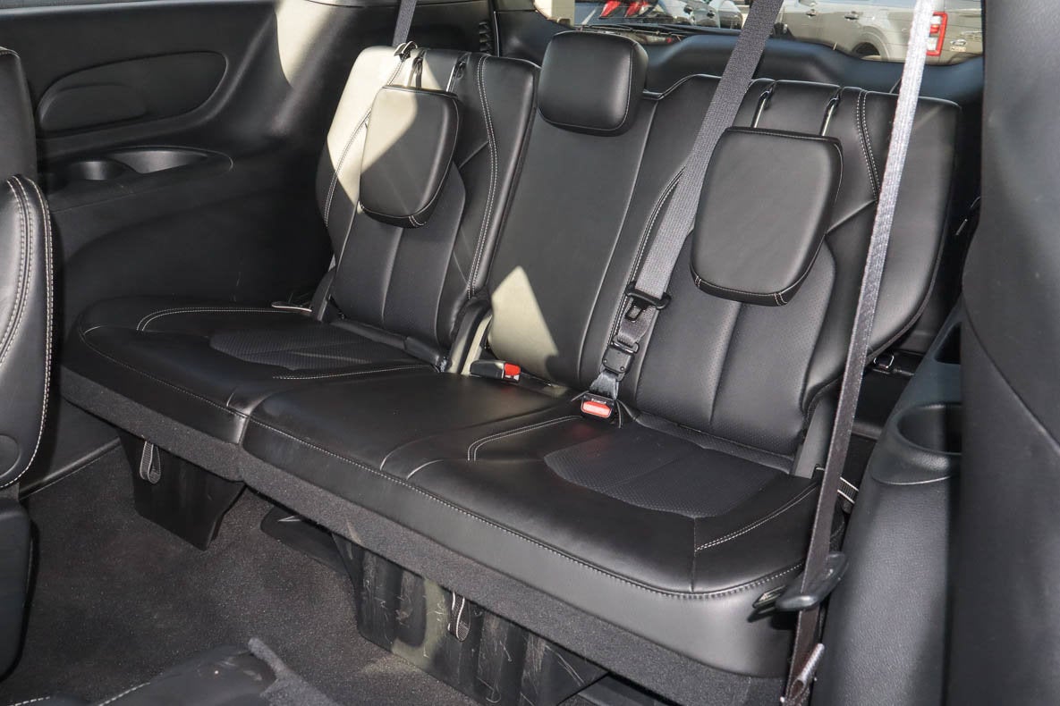 2026 Chrysler Pacifica Select FWD