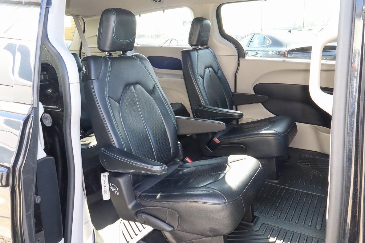 2021 Chrysler Pacifica Touring L