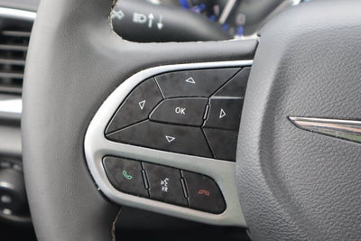 2025 Chrysler Pacifica Select FWD