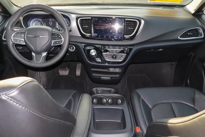 2025 Chrysler Pacifica Select FWD