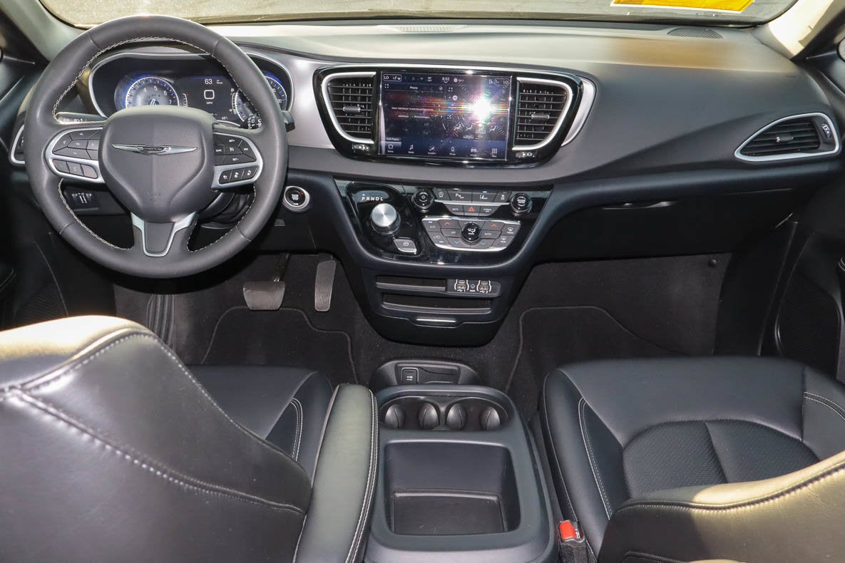 2025 Chrysler Pacifica Select FWD