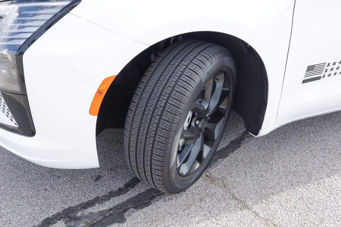 2027 Chrysler Pacifica Select FWD