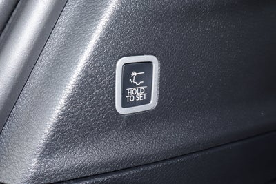 2027 Chrysler Pacifica Select FWD