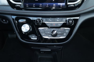2027 Chrysler Pacifica Select FWD