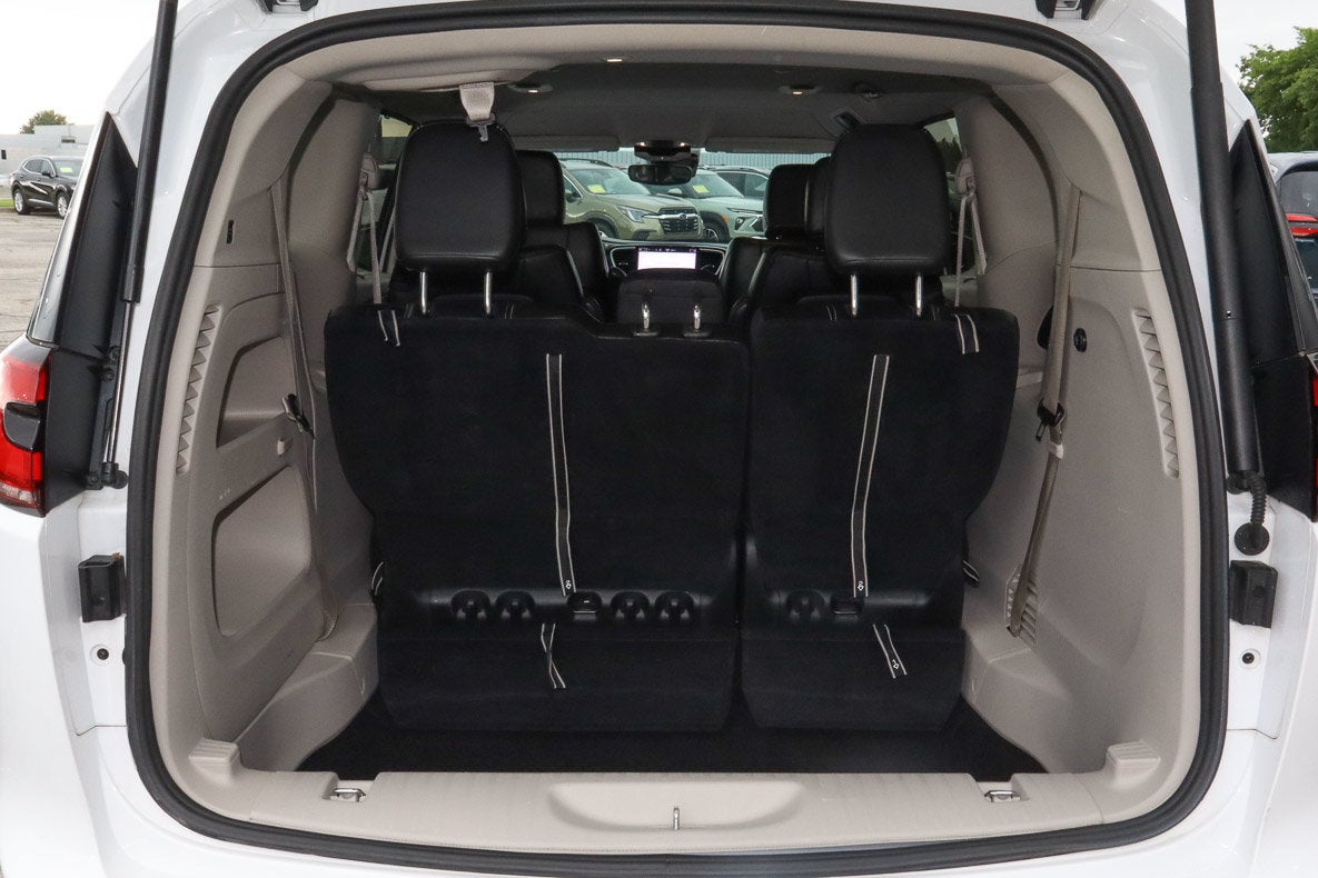 2023 Chrysler Pacifica Touring L FWD