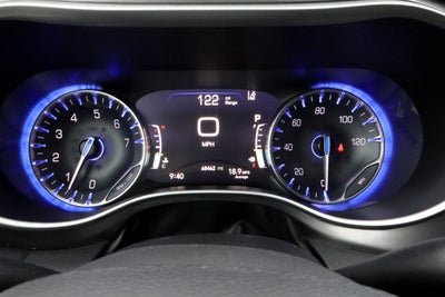2023 Chrysler Pacifica Touring L FWD