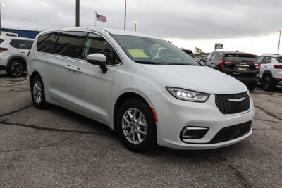 2023 Chrysler Pacifica Touring L FWD