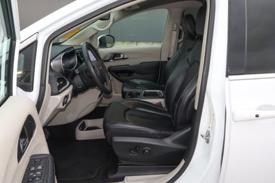 2023 Chrysler Pacifica Touring L FWD
