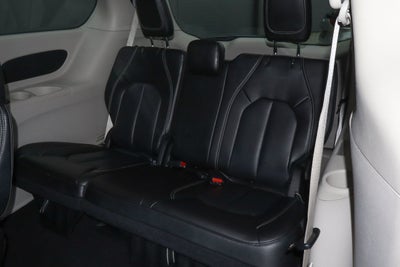 2023 Chrysler Pacifica Touring L FWD