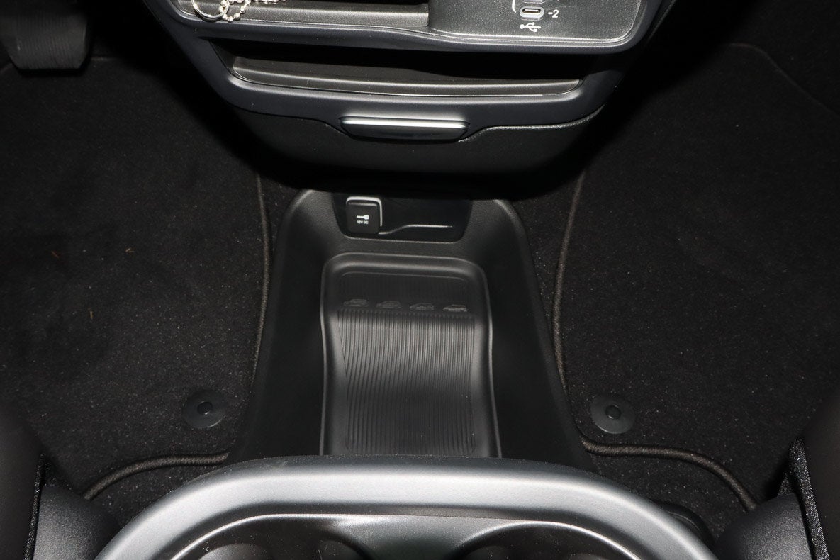 2027 Chrysler Pacifica Select FWD