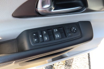 2024 Chrysler Pacifica Touring L FWD