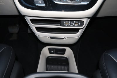 2024 Chrysler Pacifica Touring L FWD