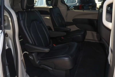 2024 Chrysler Pacifica Touring L FWD