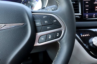 2024 Chrysler Pacifica Touring L FWD