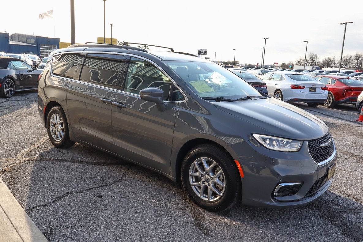 2022 Chrysler Pacifica Touring L