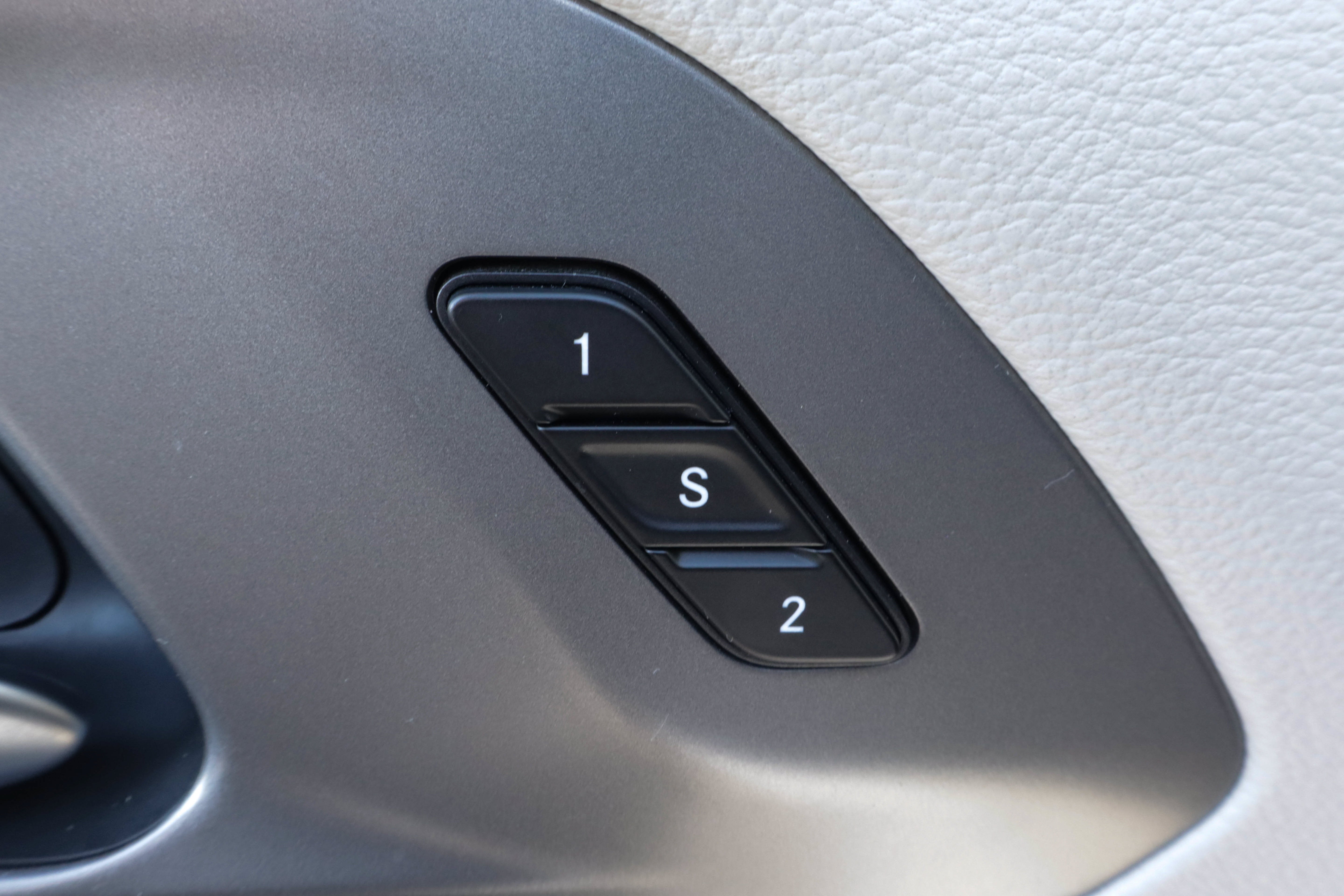 2023 Chrysler Pacifica Touring L FWD