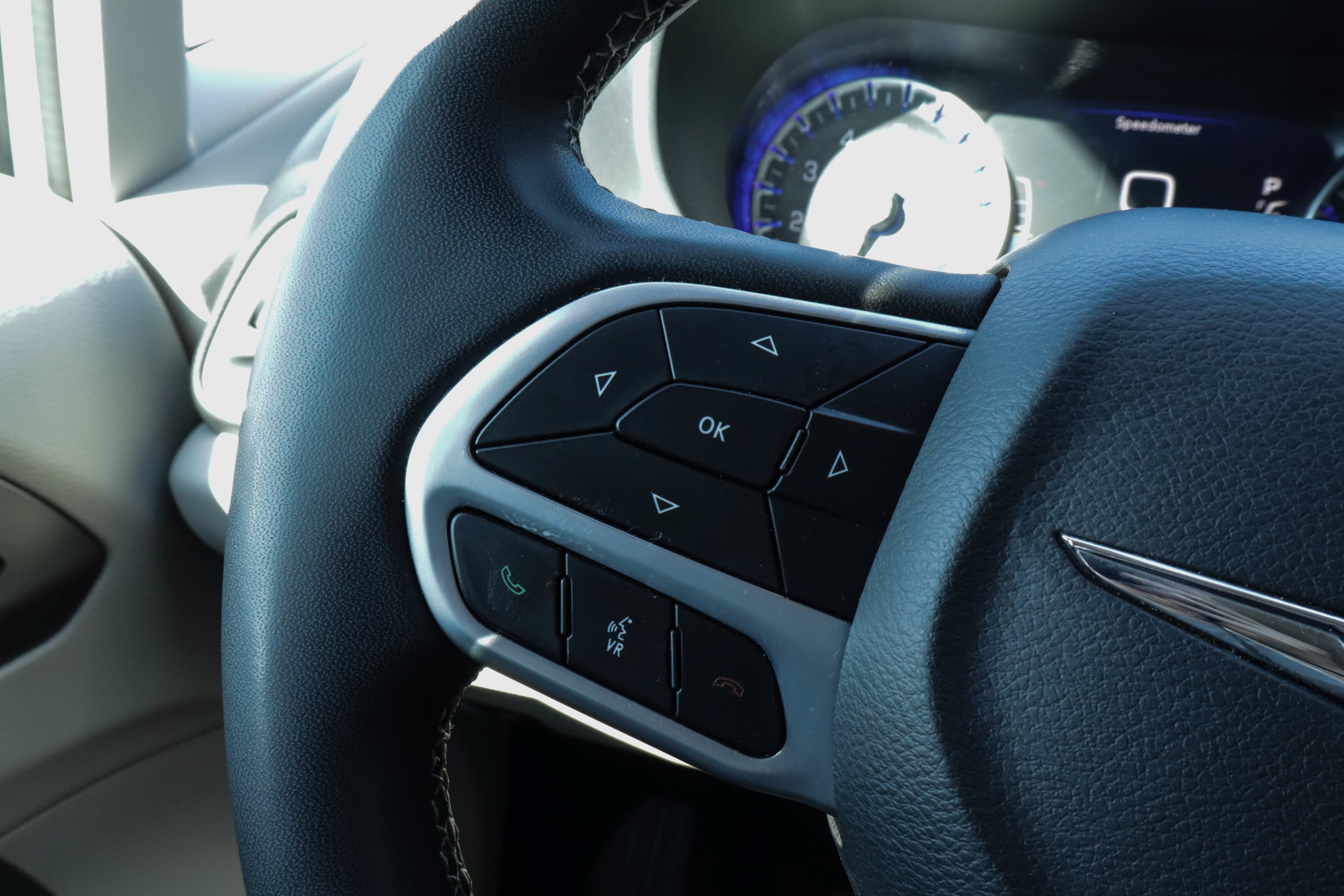 2023 Chrysler Pacifica Touring L FWD