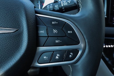 2023 Chrysler Pacifica Touring L FWD