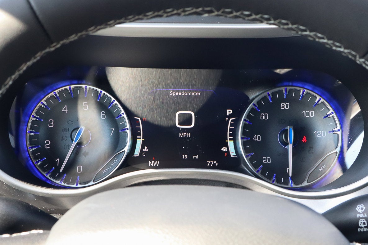 2026 Chrysler Pacifica Select