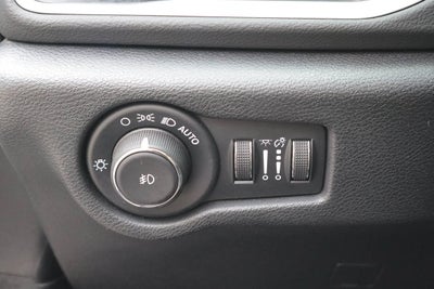 2025 Chrysler Pacifica Select FWD