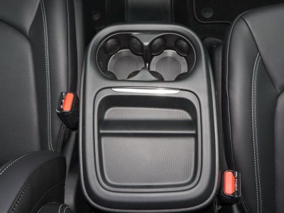 2027 Chrysler Pacifica Select FWD
