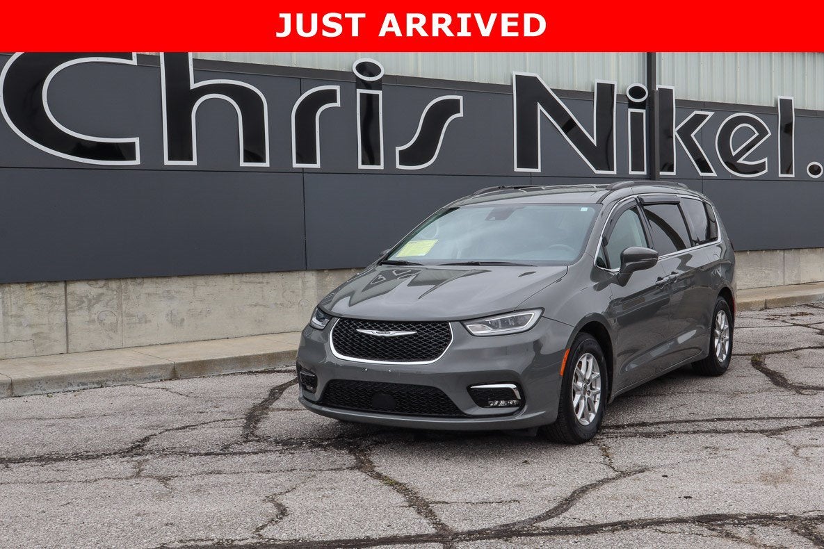 2022 Chrysler Pacifica Touring L FWD