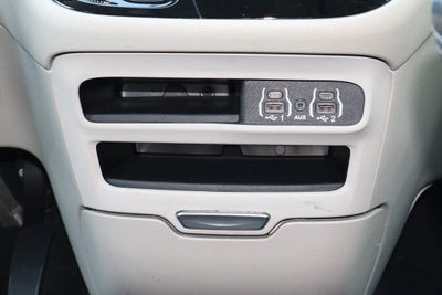 2023 Chrysler Voyager LX FWD