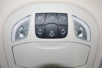 2023 Chrysler Voyager LX FWD