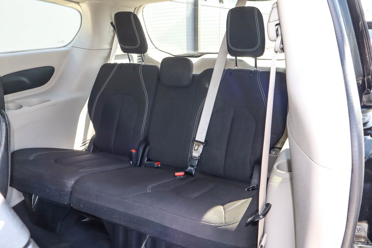 2023 Chrysler Voyager LX FWD