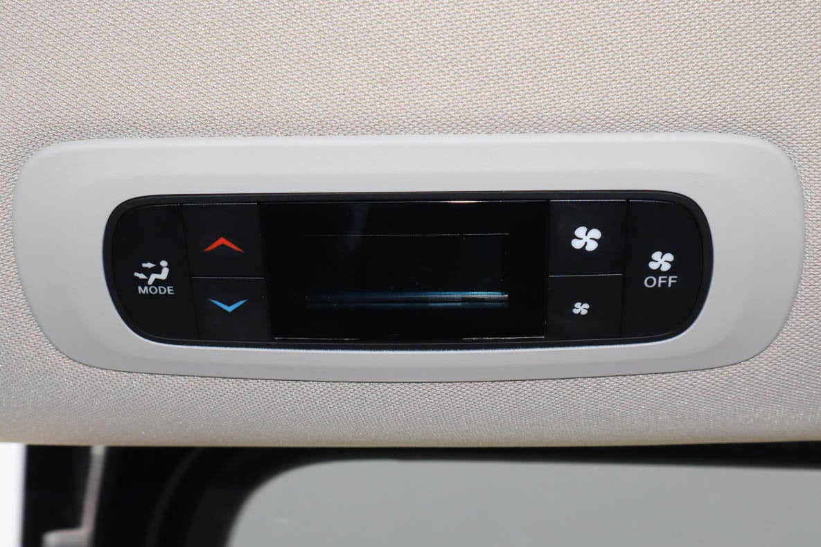 2023 Chrysler Voyager LX FWD