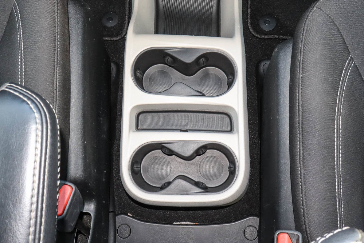 2023 Chrysler Voyager LX FWD