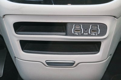 2023 Chrysler Voyager LX FWD