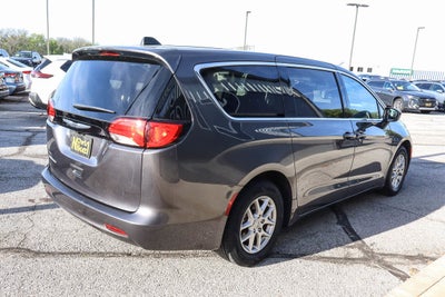 2023 Chrysler Voyager LX FWD