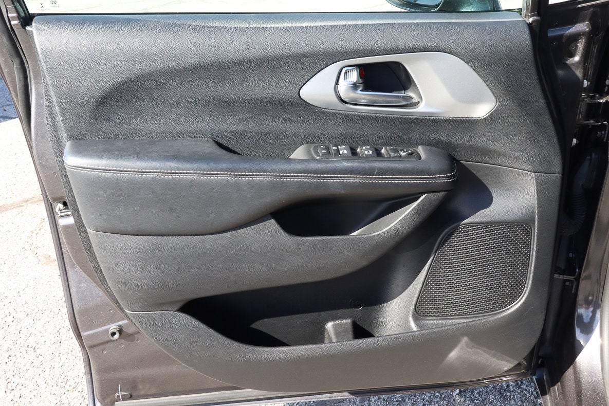 2019 Chrysler Pacifica Touring L Plus