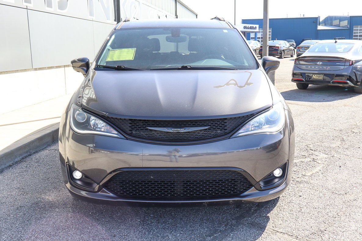 2019 Chrysler Pacifica Touring L Plus