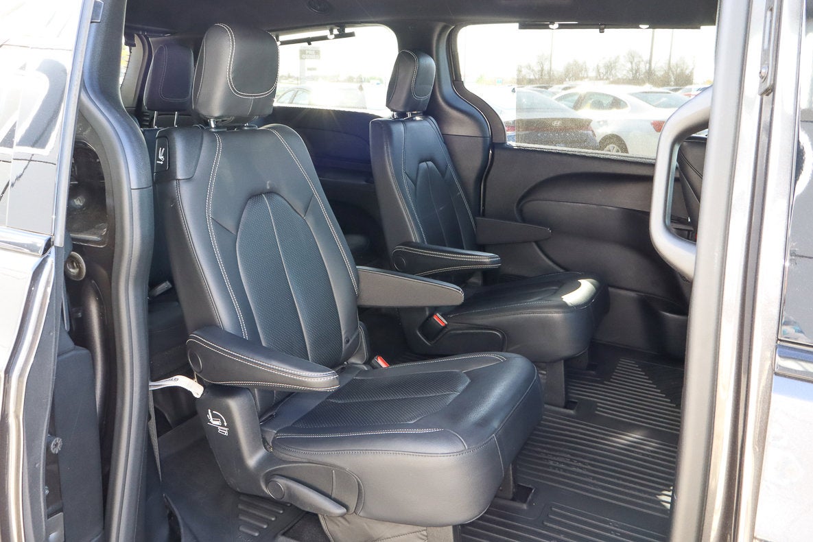 2019 Chrysler Pacifica Touring L Plus FWD
