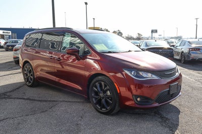 2019 Chrysler Pacifica Touring L Plus