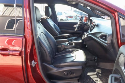 2019 Chrysler Pacifica Touring L Plus