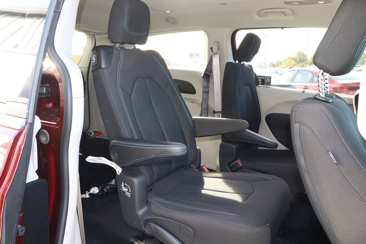 2021 Chrysler Pacifica Touring