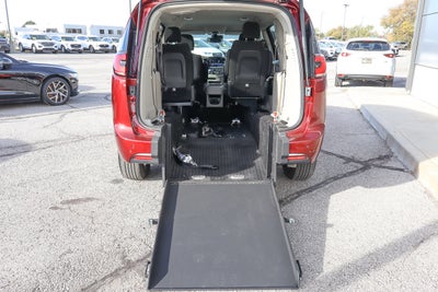 2021 Chrysler Pacifica Touring