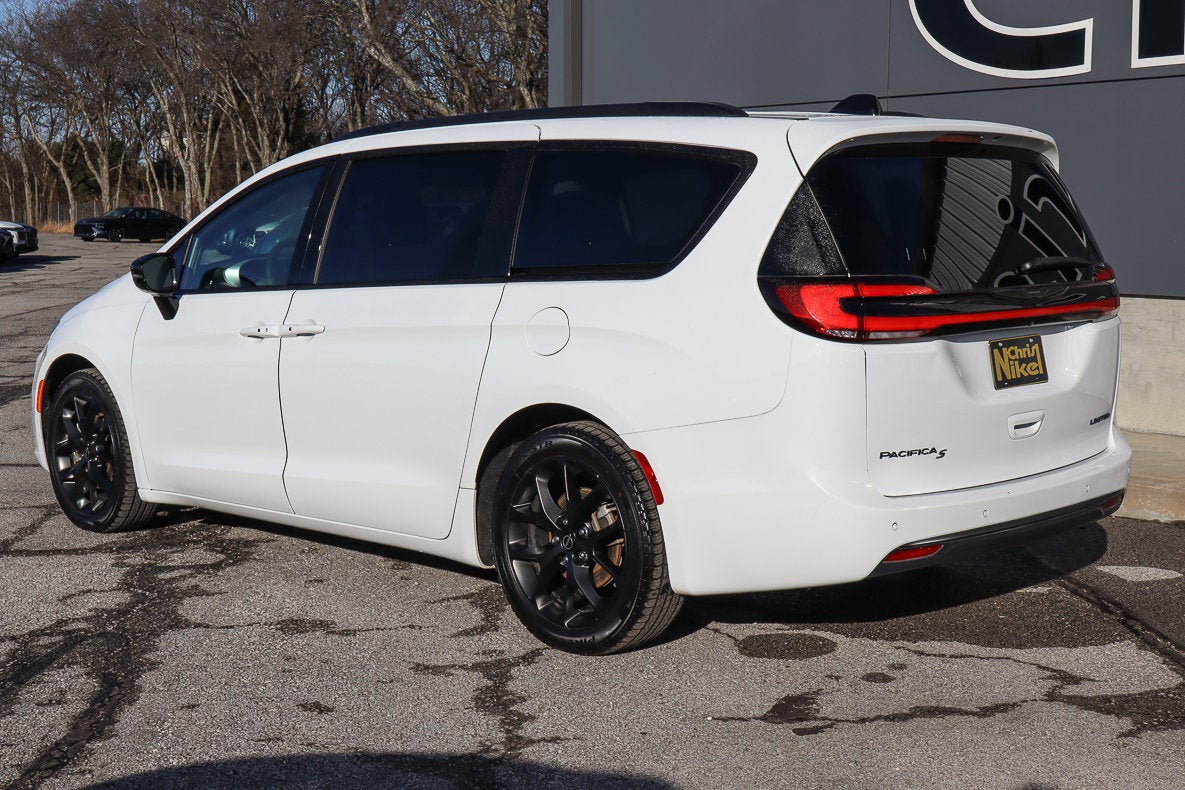 2025 Chrysler Pacifica Limited