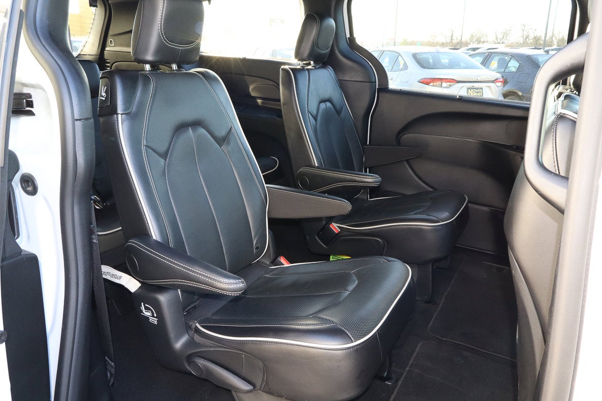 2025 Chrysler Pacifica Limited