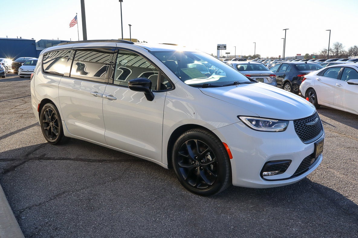 2025 Chrysler Pacifica Limited