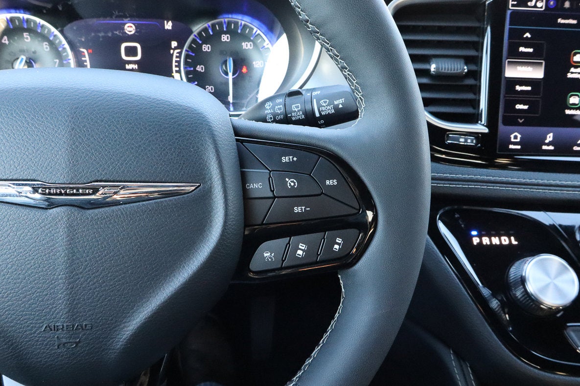 2025 Chrysler Pacifica Limited