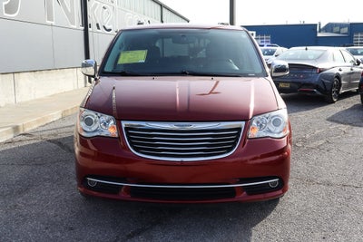 2016 Chrysler Town & Country 4dr Wgn Limited Platinum