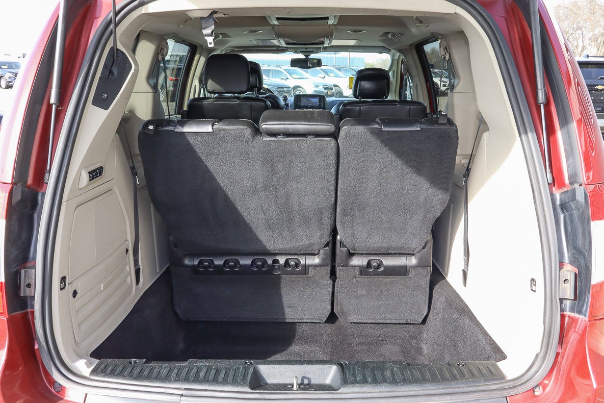 2016 Chrysler Town & Country 4dr Wgn Limited Platinum