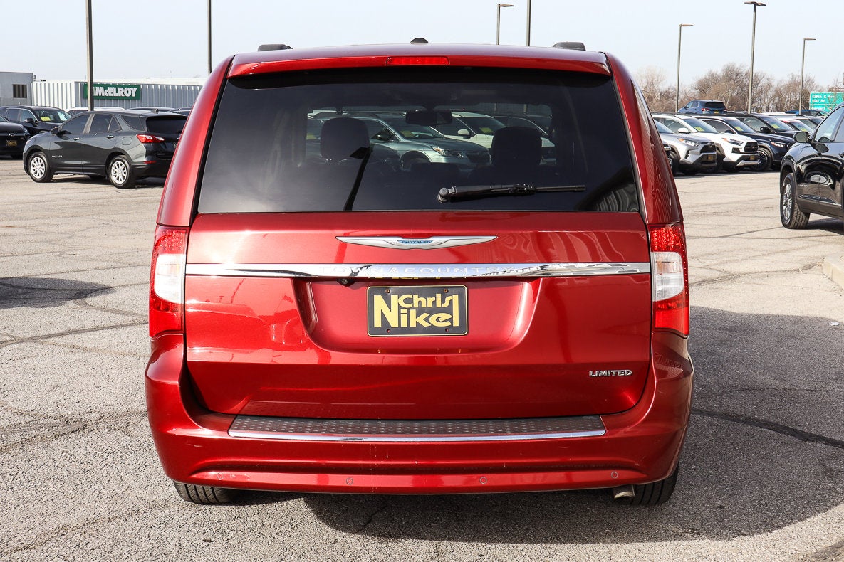 2016 Chrysler Town & Country 4dr Wgn Limited Platinum